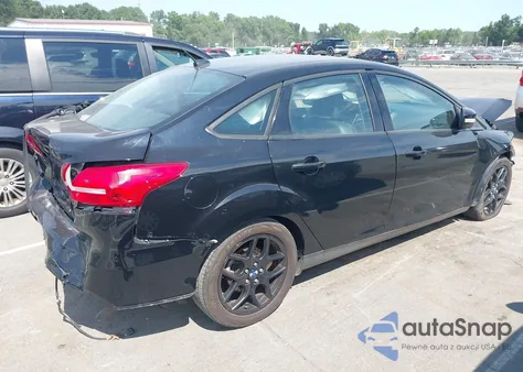 2016 Ford Focus Se z USA, uszkodzony, nr VIN 1FADP3F25GL318640